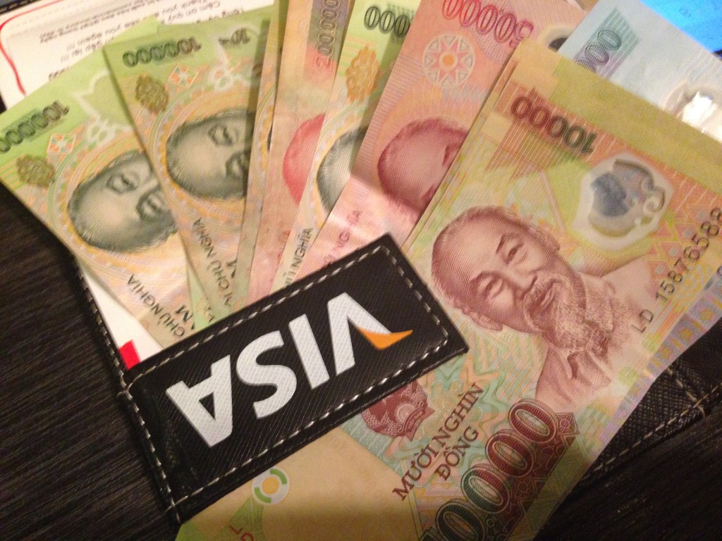 Feeling like a millionaire since one Euro equals about 24'000 Vietnamese Dong.